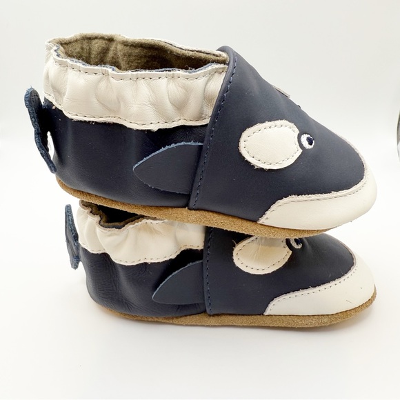 Robeez Leather Willie Navy Baby Boy Anti-Slip Soft Sole Whale Hello shoes New - Picture 6 of 8